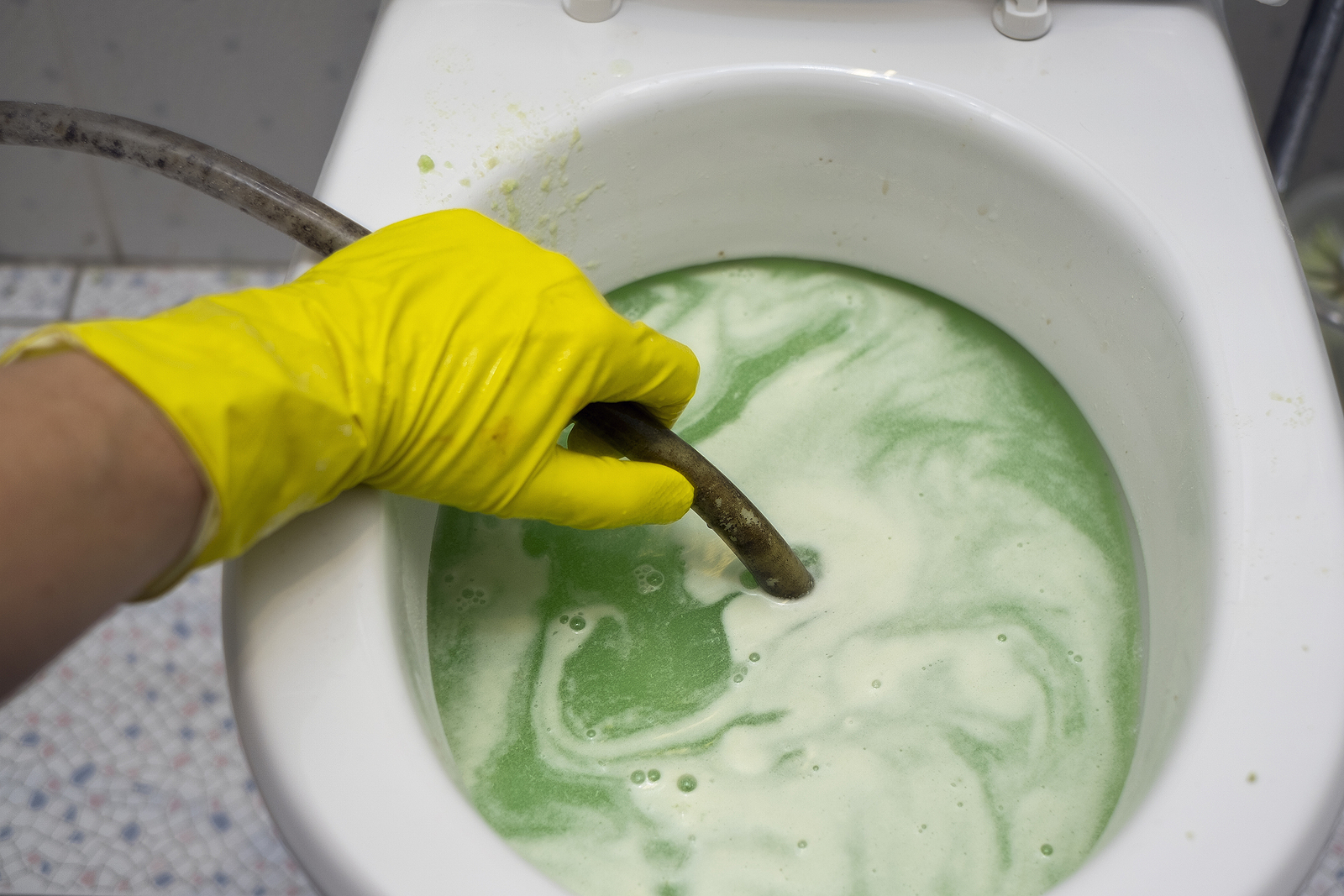 Reasons Your Toilet Keeps Clogging