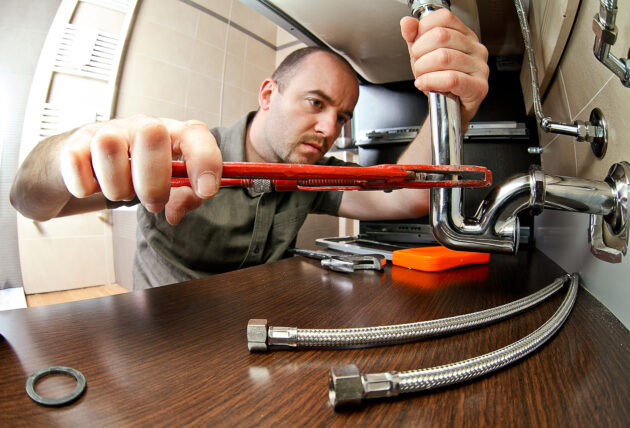 4 Plumbing Quick Fixes You Should Learn